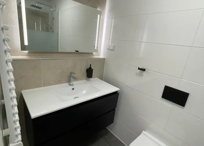 بيت ضيافة Aviators - Premium